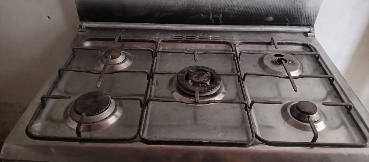 طباخ نظيف شغال مصري الاستفسار ***********
