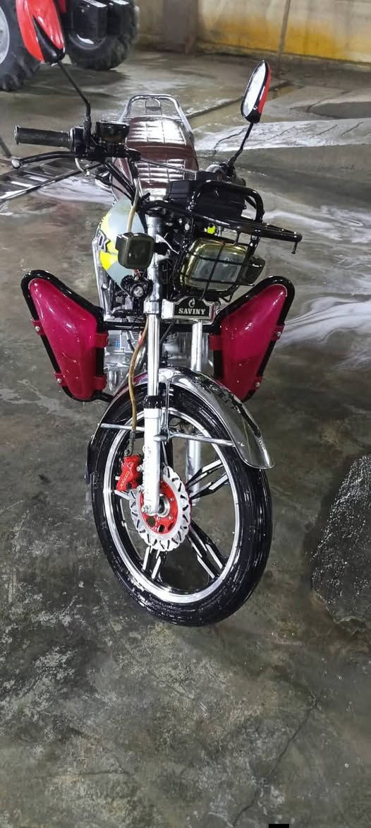 موطور للبيع سيفان كمرك مدفوع منفيس يعني كبل تطلع اترقم موديل 23 كلي شقال  ال سعر 900 وبيه مجال شي قليل


**إذا كنت صاحب هذا الإعلان وتريد حذفه لأي سبب، رجاءا أرسل رسالة إلى الدعم الفني**