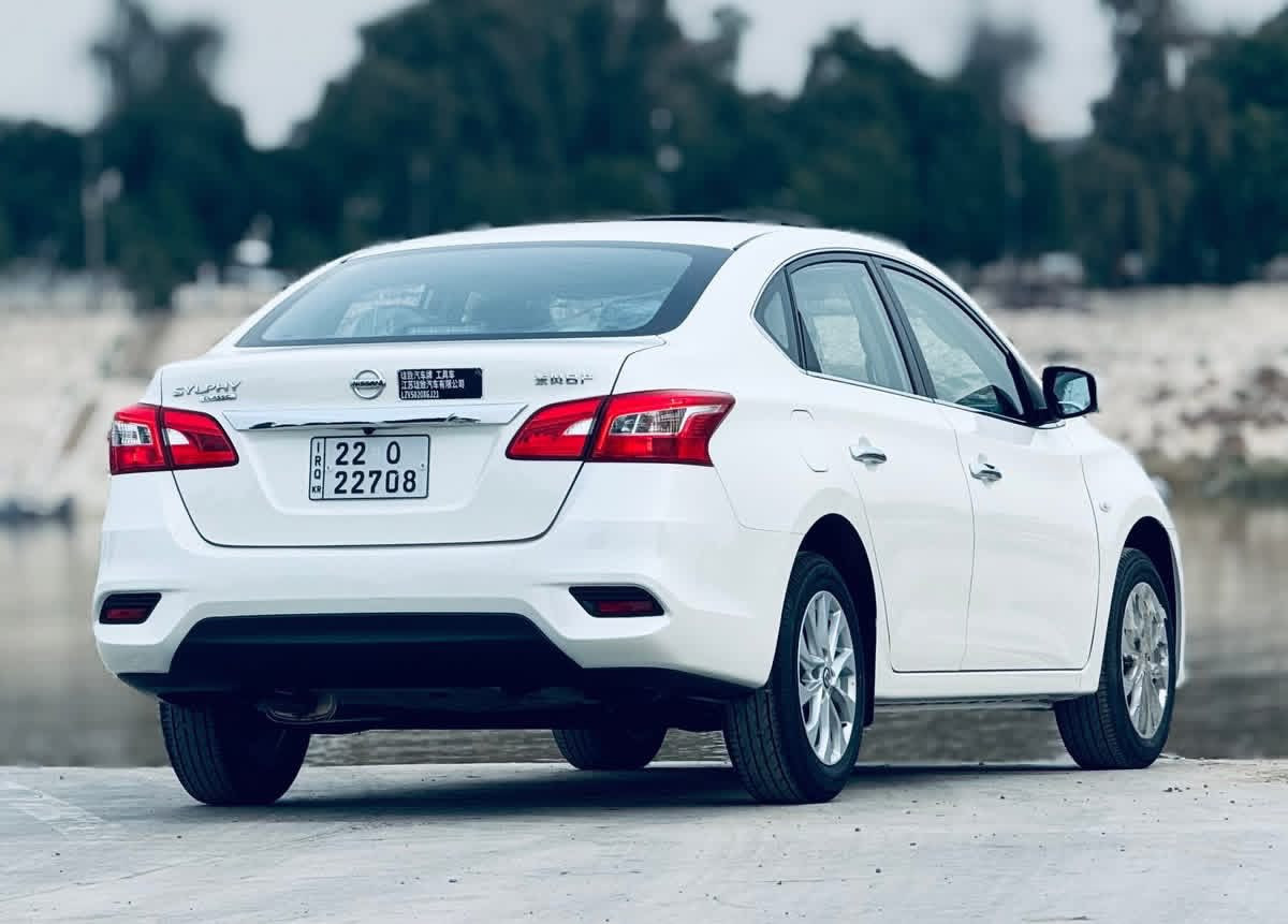 السلام عليكم
نيسان سنترا 2025 زيرو مرقم اربيل بأسم شركة وكالة او تحويل مضمون 
المواصفات : فتحة / محرك 1600 / شاشة / كامرة / بلوجكتر / قطعتين تبريد / ويل كب / نظام ECO / مانع انزلاق

للتواصل والاستفسار
***********
