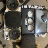 شاشه مال سايبه وتخم سماعات الاصليه هم مال سايبه السعر 50 الف كلهن ابيع...