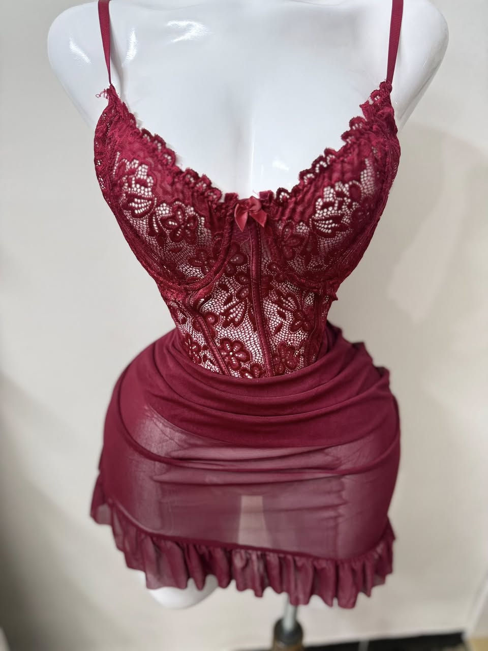 لانجري قصير انثوي شيفون مطعم بكيبور 
فري سايز حد وزن ٩٠
السعر ١٥
التوصيل لجميع محافظات العراق


**إذا كنت صاحب هذا الإعلان وتريد حذفه لأي سبب، رجاءا أرسل رسالة إلى الدعم الفني**