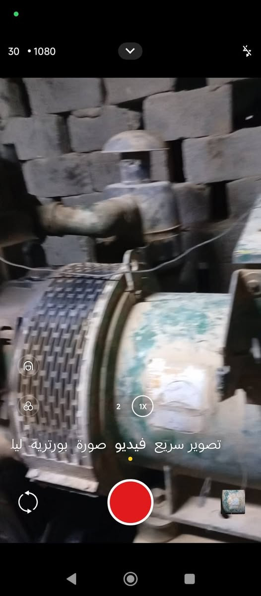 السلام عليكم ، للبيع بسبب قلة الحمل مولدة سكانيا ds9 اس توليد 150kva معمرة جديد  قبل ٦ اشهر كرنك سايز 20 راديتر جديد ابيع بدون ملحقات يعني لاكيبل ولابطاريات تشغل تفحص وتشيل السعر قفل 40 رقم *********** مو شراي لا تعبني وهلا بالكرايب
