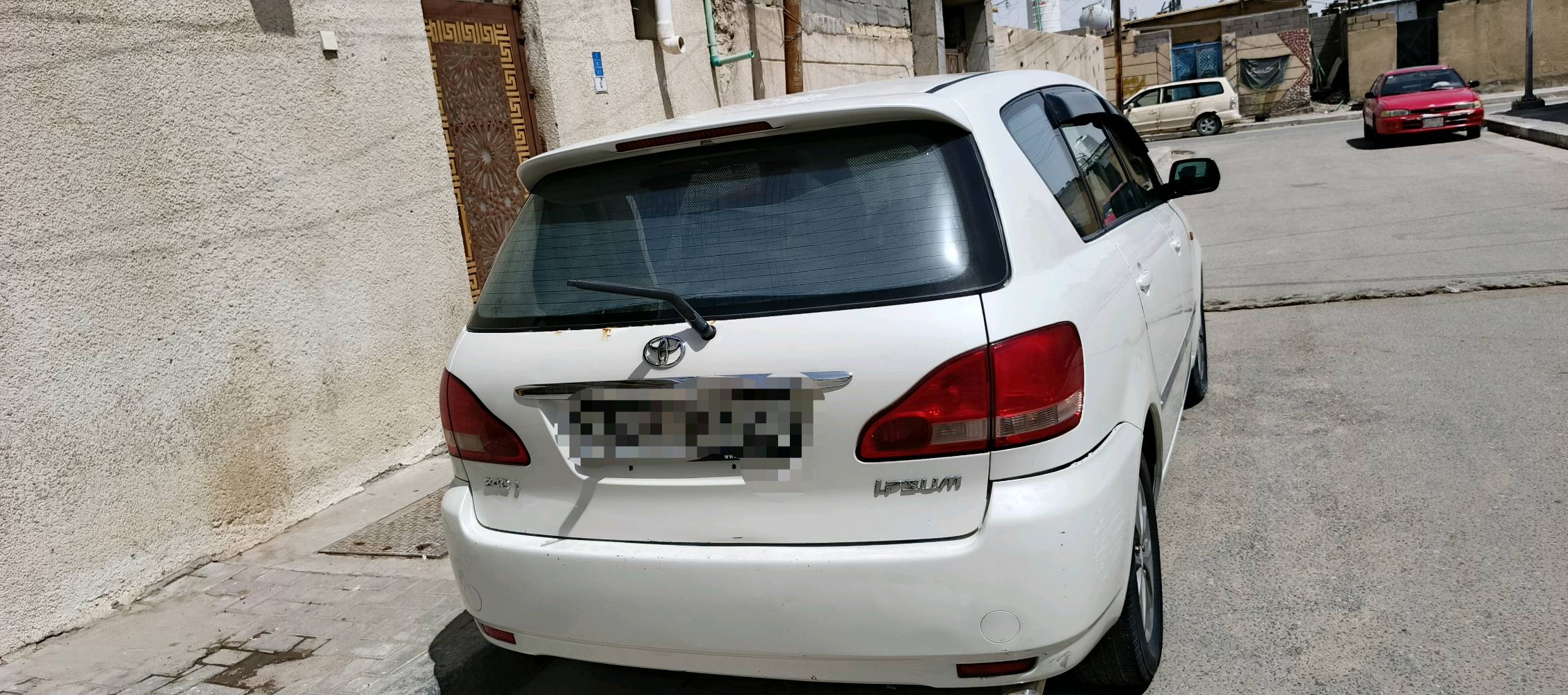 ابصم 2003 للبيع السياره كامله محرك وكير جدد السعر 115ورقه وبيها مجال 
لون ابيض صدفي شراي تعال وشوفها
*********** + وتساب 
