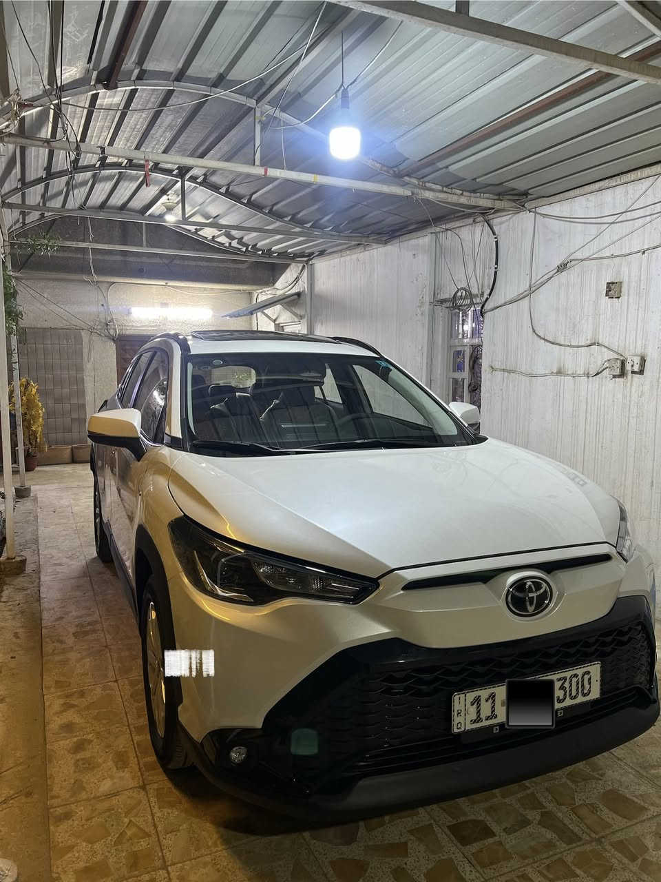 السلام عليكم للبيع فقط
فرونتلاندر 2025 هايبرد تجميع صيني 
رقم بغداد باسمي ماشية 2500km
مواصفات السيارة:
بصمة + بصمة ابواب 
فتحة سقف
كشن كهرباء
شاشة كاربلاي
فول تحكم ستيرن 
اوتو هولد
هاند بريك بصمة
داخل جلد احمر بلادي
رادار و تحديد مسار 
حمالات بلاك بيانو
ويل كب
بلوجكتر 
السيارة نظيفة كلش و بعدها على وضع الزيرو و كاعياتها موجودة و معتني بيها كلش و احلى من الصور 
السعر 27 مليون و 700 مجال كلش بسيط 
مكان السيارة بغداد الرصافة
تواصل: ***********
