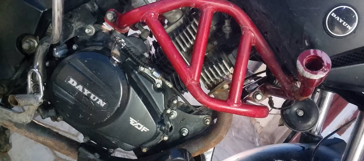 عمي سلام عليكم دراجه دايون خفاش 21 حله من صوره شغاله من دكمه لدكمه دشبول لايت شاير بك لايت هورن مناقصه شعره نكره سلف ***********
