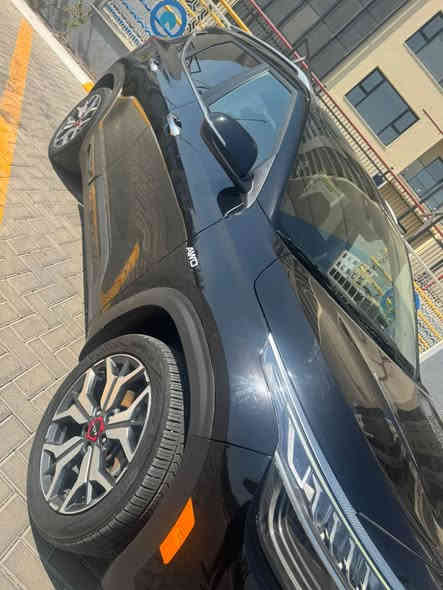 سلام عليكم سيارة سليتوس2023 SX على 
فئه سيارة فول مواصفات 1/1 سيارة وارد 

أمريكي سيارة فئه (SX) محرك سيارة 

1600تيربو يعني 🚀 سيارة دخول جديد 

حادث سياره جاملغ ونص من البنيد 

شاصي و لغد مكفول شرط لفحص بل سونار 
‏مواصفات السيارة 
 شاشة دادا شوب 
فتحة سقف 
(كشتات لون ماروني جلد  و كهرباء ) مميز 
رادار امامي و خلفي 
كامرة دواره 
مثبت سرعه                سياره ماشيه 38الف 
تحديد مسار 
شاشة كبيرة لمس 
تدفئه و تبريد بل كشتات 
تدفئه بل كشنات الخلفية 
دخول ذكي 
شاير بل مري 
تشغيل عن بعد 
تبريد قطعتين 
‏سايد بريك دكمة 
‏ باقي بعد مواصفات هواي ما ذاكر 
‏عنوان السيارة بغداد حي الجهاد 

‏سعر السياره 145 ورقة بيها مجال اتصل و سهله سياره جديده معنى الكلمه 

‏ شراي يتصل على رقم ***********
بيع بدون مراوس.   
                           طب شوف صور سياره⬇️
