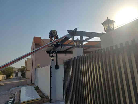 حداد متنقل داخل كركوك اتصل ونجيك للباب خلال دقائق إن شاء الله *********** أو ع  *********** شعندك ج لحيم كص تفصال قمريه سقيفه باب محجل درج الواح طاقه شمسية كل ما يخص الحداده اتصل وهذا جزء من عملنه والحمدلله وحياكم الله هلا بالمعاميل
