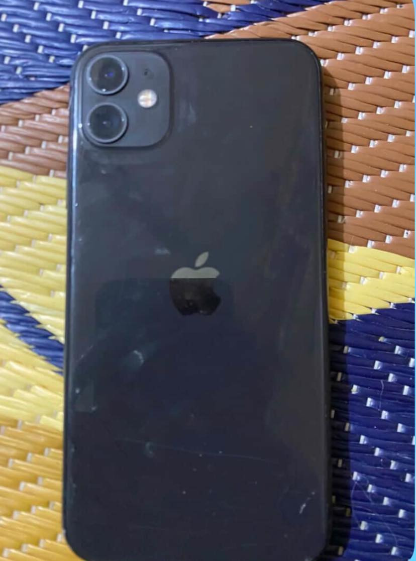 السلام عليكم ايفون 11عادي نضيف كلش مبدل شاشه اصليه مال تفصيخ 3خيارات  التلفون كلشي شغال بي نسبت البطاريه 78اصليه وبي  شخط خفيف بل ضهر مايبين ذاكره 64 سعره 175  للاستفسار 

***********
