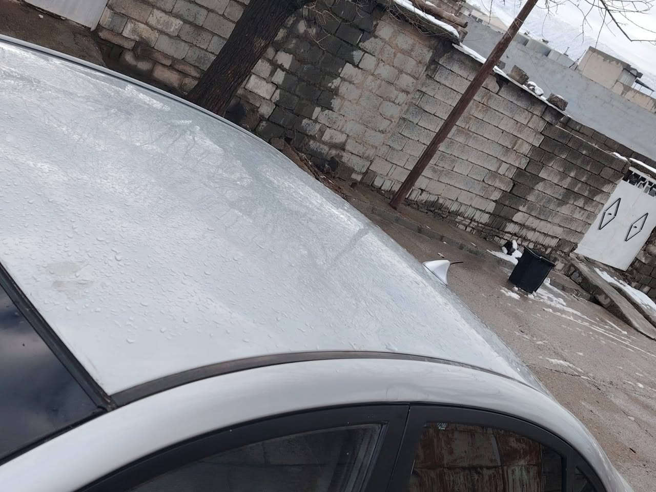 ئافانتي موديل 2007فول جايزه كراوة تةقةو رةقة بشتو بيشي كةبس سةقف بةشةرت كةفةر كوراو بةشةرت هي مالانة تبريد ساردو كةرم كوشن جلدوو هيتةر يةك دينار مةسرةفي تيا نةماوة بةشةرت لةوينةكة جوانترة 
سحر 47 محامةلة شوين رانية 
***********
***********
