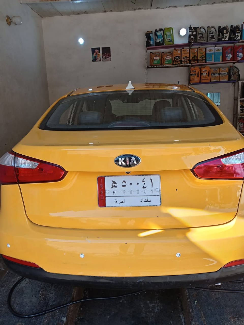 🚘 للبيع كيا سيراتو 2015 – نظيفة وتستاهل
▪️ مكينة 1600 gdi

▪️ قير أوتوماتيك AT

▪️ وارد كوري

▪️ داخلة كلين بالعراق

🔧 الحالة:

✔️ الشاصي مكفول 100%

✔️ اللغود والتكم بدون قص أو لحيك

✔️ لا دواخل نهائياً

✔️ فقط تبديل جاملغات أمامية + قبق جنطة

✔️ السيارة جاهزة للفحص بأي مكان

✨ المواصفات:

✔️ 3 أنظمة قيادة

✔️اشيار بالمري

✔️تدفئة بالستيرن

✔️بصمة

✔️ تدفئة بالكشنات (جميع الكشنات)

✔️ تبريد قطعتين

✔️ ناعمة بالاستخدام ومقتصدة بالبنزين

💰 السعر: ٩٩ قابل للتفاوض للجاد

📍 المكان: بغداد / كفاءات العبيدي 

📞 +964 778 334 5956


**إذا كنت صاحب هذا الإعلان وتريد حذفه لأي سبب، رجاءا أرسل رسالة إلى الدعم الفني**