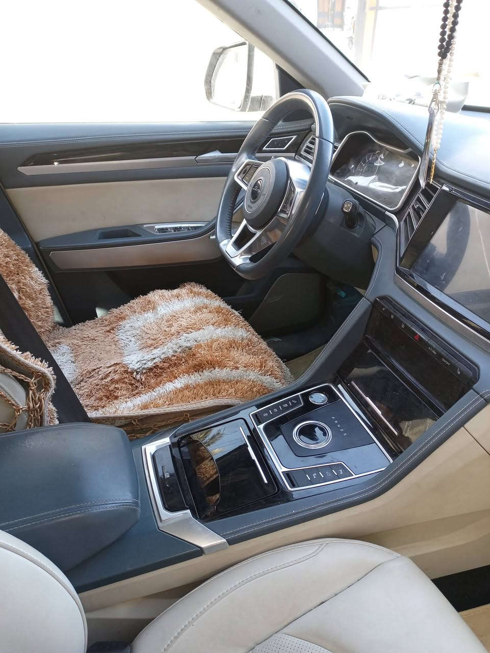 دومي X7
موديل 2019
رقم بغداد
تشغيل بصمه
كير ماوس
البيبان شفط
اضويه Led نهاريه وليليه
حساسات اماميه وجانبيه
مكان السياره بكربلاء /السعر 140$
***********
