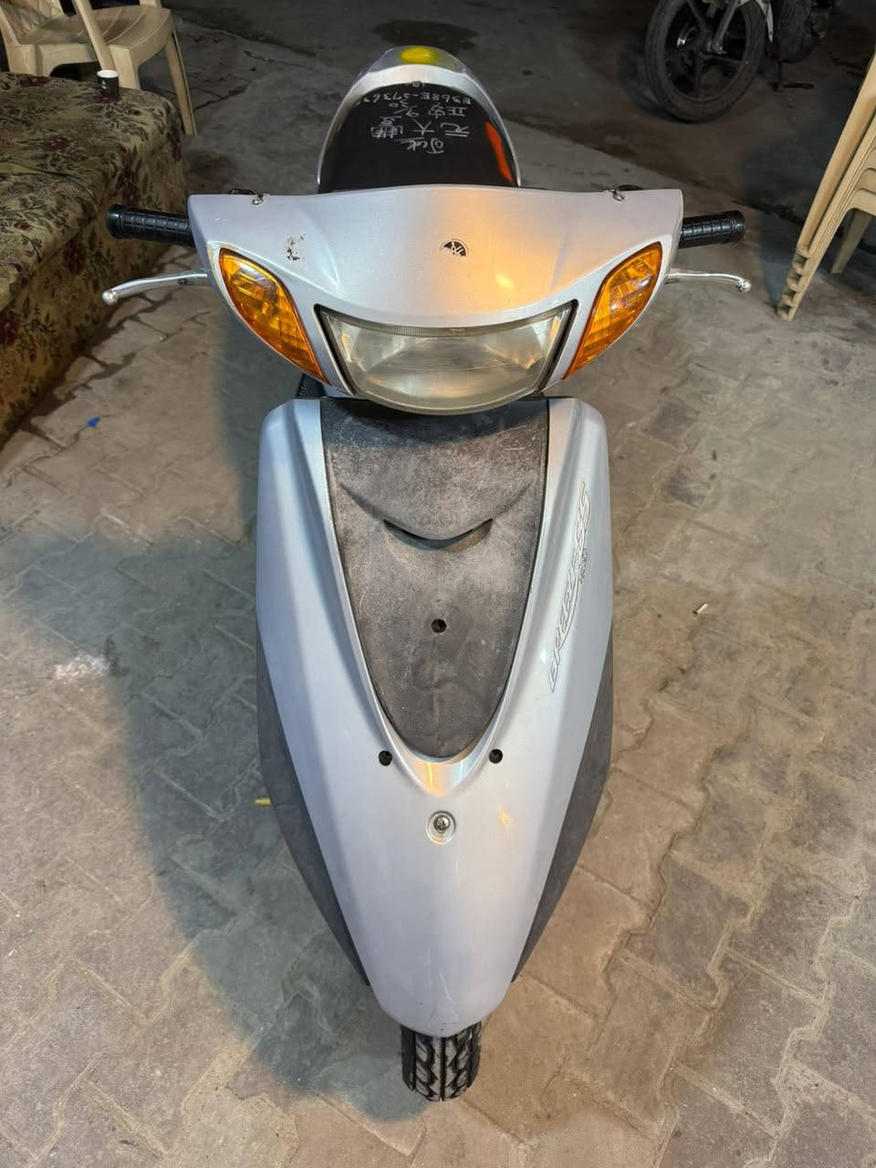 بريز لايت عالي قبل 4 ايام منزلها جديدة سعرها 850 وبيها مجال مكاني بغداد الحريه ***********
