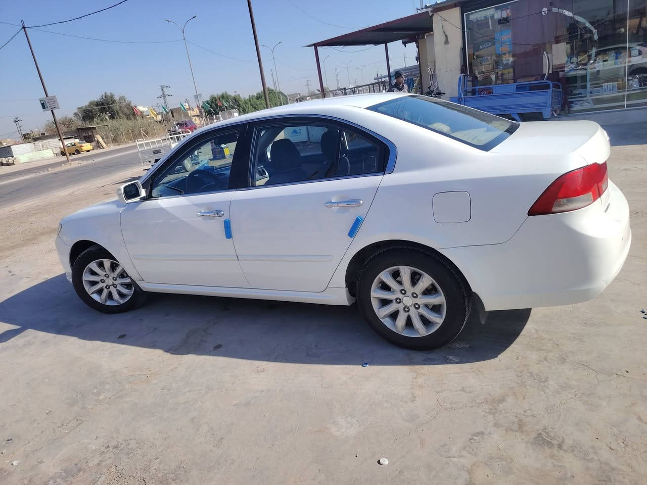 السلام عليكم أوبتما 2010  جاهزه حداديه تخم تاير تبريد مكينه وكير ومشط كله جديد رقم بغداد دولي ثاني يوم مداور جاهزه للأخير مواصفات كامله عدا البصمه والفتحة مكفوله عدا البنيد رش فقط أثر شخوط السعر ١٤٠ وبيه مجال للشراي مكاني الديوانية قضاء عفك ***********
