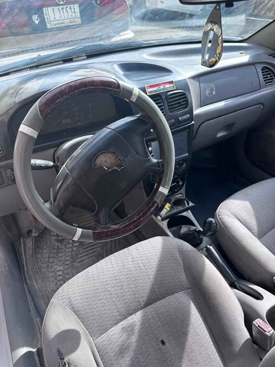 السلام عليكم عندي كيه ريو 2001 خصوصي بسمي رقم دولي بغداد كير عادي رايدهه 35 هذا رقمي *********** مكاني مدينه الصدر شارع الاورفلي
