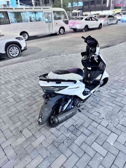 سكنس لد ياباني مو كوري دراجه جديده بمعنه الكلمه  المكان كراده داخل السعر 1250 وبيه مجال ***********
