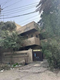 للبيع قطعة ارض مساحة 87م في منطقة الطالبية / المربع الذهبي مقابيل مسبح...