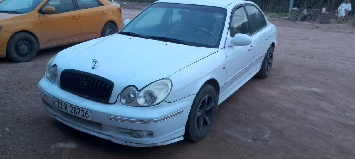 سلام عليكم سيارة سوناتا وفود 2001 محرك 2000 خير من الله كير عادي خير من الله تبريد ثلج❄️ السيارة كابريتر مو نوزل  تخم تاير جدد دوشمة كشنات جدد دوشمة ارضية جديدة رقم بغداد انكليزي سنوية الى31 هزة جديده السعر 48 للاستفسار الاتصال ***********
