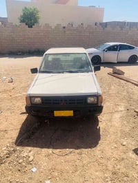 بيك اب مسيوبيشي • موديل ٨٨ • محرك مجدد