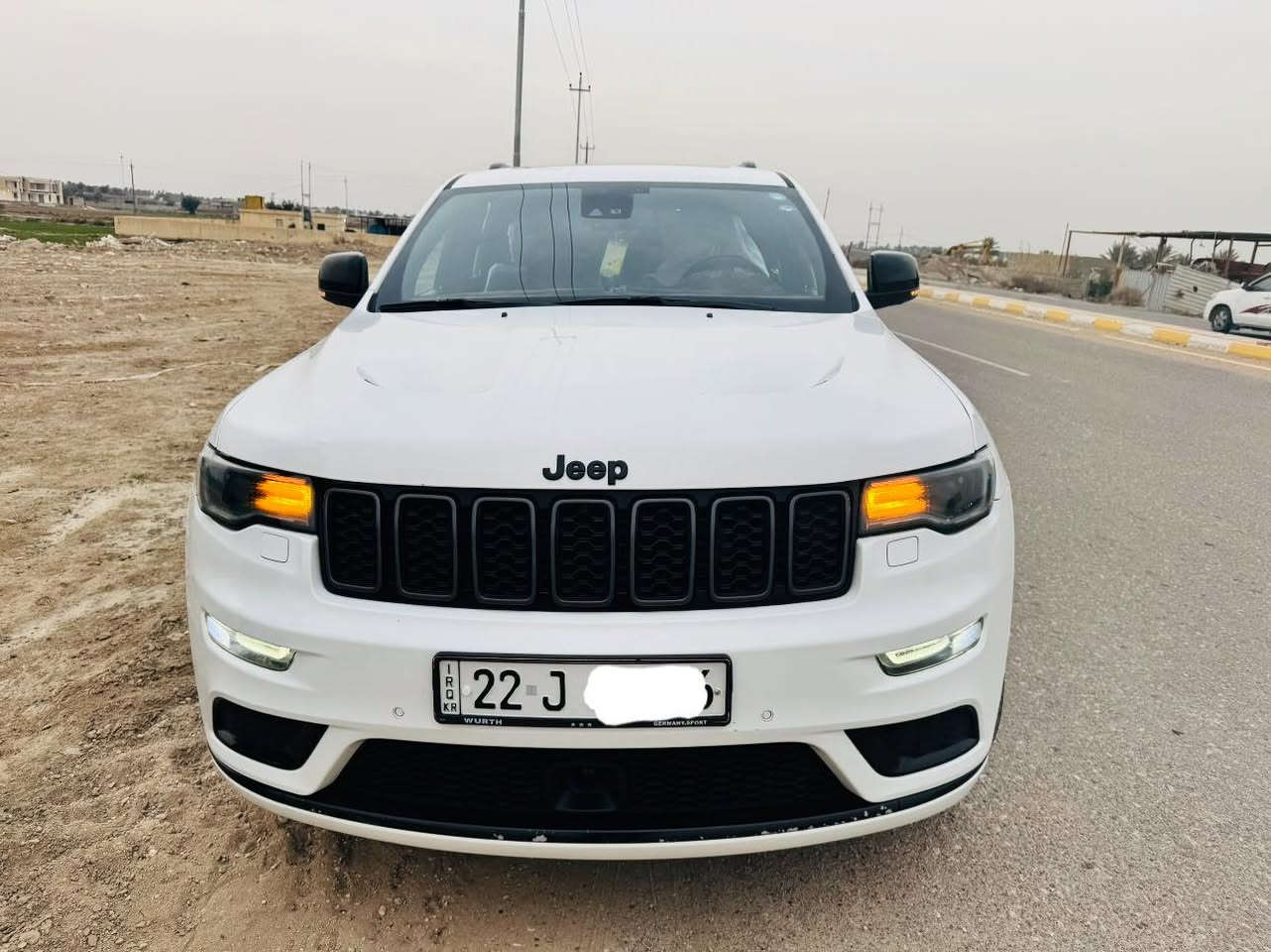 السلام عليكم 

جيب 2021S وكالة خليجية ام الرادار

وكاله هارلم داخل احمر بلادي 

السيارة ماشية٩٠ الف حقيقي

المواصفات ⁉️

رادار امامي

نقطة عمياء 

دفع رباعي 4x4 

المقاعد الأمامية كهربائية 

ذاكرة لحفظ وضعيات الجلوس 

المقاعد الأمامية مع تدفئة 

المقاعد الخلفية مع تدفئة 

ويل قياس 20 انج 

مقود السائق كهربائي 

تدفئة ستيرن 

سقف بانوراما 

شاشه كبيرة 8.4 انج 

نظام الملاحة (GPS) 

نظام خاص للطرق الوعرة 

مصابيح امامية زنون 

المصابيح الأمامية مع LED لايت 

كشافات ضباب بروجكتر زنون 

تشغيل عن بعد 

صندوق كهربائي 

حساسات أمامية 

حساسات خلفية 

كاميرا خلفية 

بخاخ ماء لتنظيف المصابيح الامامية 

مرايا بخاصية التعتيم الذاتي 

مرايا جانبية قابلة للطي 

بلوتوث تلفون 

محدد سرعة 

نظام تشغيل واطفاء اوتماتيكي للمحرك للتوفير من صرف الوقود ( Auto Start System ) 

نظام بريك اوتماتيكي ( Auto Break System )

رقم اربيل باسمي شرط التحويل

كفاله عامه السياره من الصبغ والتبديل والبارد والضربة

سيارة بحالة الوكالة

ارضيات الشركة ممفتوحات 

مكان السيارة الانبار الرمادي

للاستفسار 👇

رقم صاحب ســـيـارة ::***********
