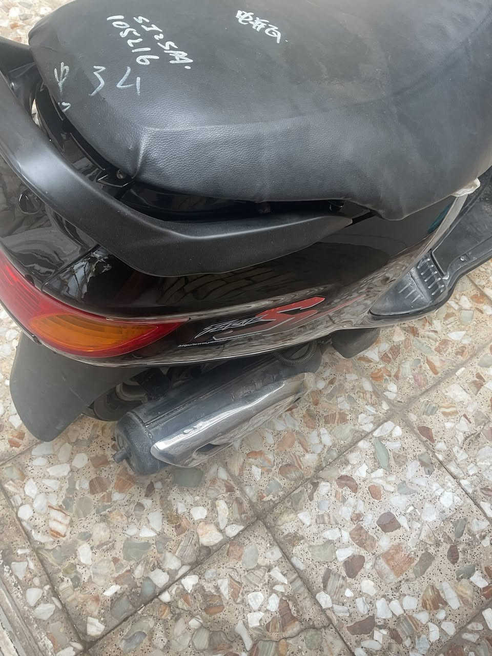 دراجه فراشه مال حاويه مكاتبه وكيل موجوده كله شغاله ماعيزه كلشي شراي يتصل ع هذا رقم *********** مكاني نجف
