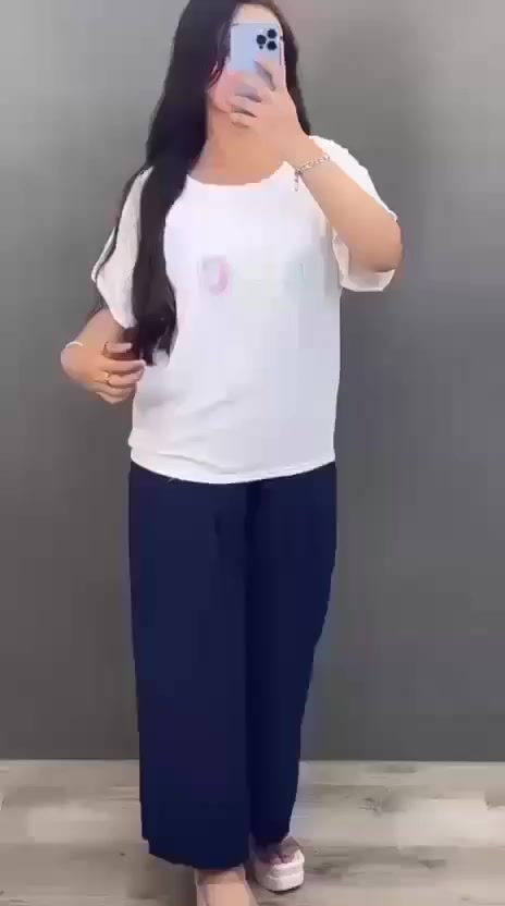 تراك ايروبين 
فري سايز 
يجي البدي ابيض ستراس والبنطلون 6 الوان في الدرزن 
سعر الدرزن 60 الف


**إذا كنت صاحب هذا الإعلان وتريد حذفه لأي سبب، رجاءا أرسل رسالة إلى الدعم الفني**