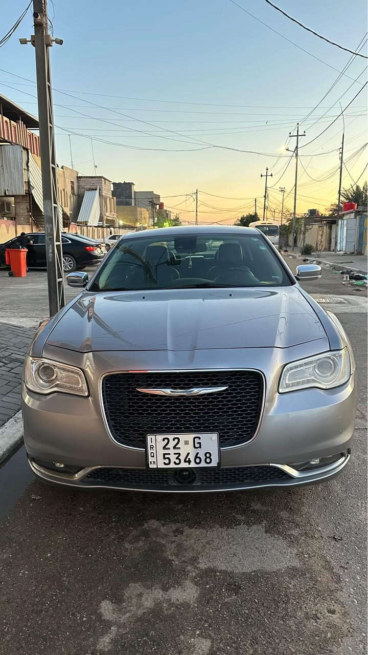 السلام عليكم 
(اقره المنشور كامل وتشلع عيوني)
كلايسلر اوباما 2017 أصل أصل 
وارد كندي كفاله عامه🪬
رقم  اربيل الدولي سنويه جديده  
فووول مواصفات للأخير رادار جوه الرقم:
فتحة سقف بانوراما 
تحكم ستيرن جهتين 
ستيرن كهربائي 
تدفئة ستيرن 
كشنات جلد 
تدفئة تبريد مقاعد امامية 
تدفئة مقاعد خلفية 
بردة خلفية 
مري قلاب 
شاشة چبيرة كار بلاي + تدعم نظام MAP الملاحة نفكيشن 
تشغيل عن بعد 
منظومة زينون LED عالي ناصي أعلى مستوى 
ويل مكسيكي أصلي + تخم تاير جديد 
السيارة جاهزة على آخر حباية مابيهة نقص برغي 
(مكينة وگير وتخم تاير وحدادية وتبريد وأكسل كلة على وضع الوكالة)
ترايك وين مايعجبك  
مكاني بصره 
السعر 245 بيها مجال قليل لشراي
رقمي *********** Honolulu, HI
