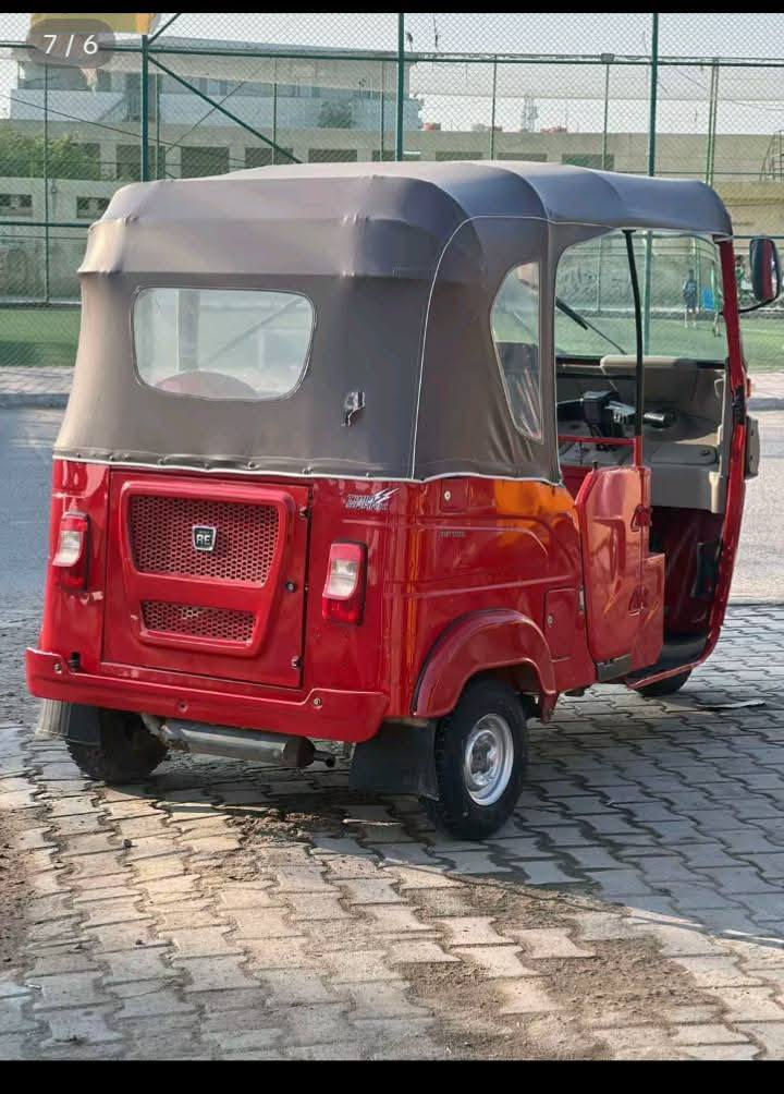 سلام عليكم تكتك مكفول عامه مرقم موديل 22 سعره 8قفل وبيه مجال الجي
***********
***********
