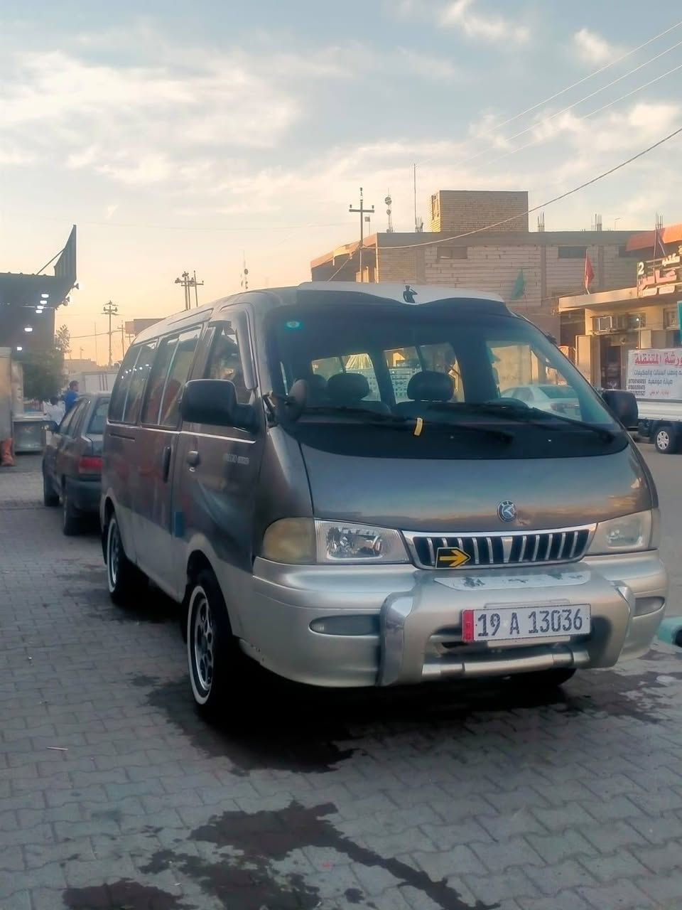 السلام عليكم للبيع بريجو موديل 2001 رقم كربلاء انكليزي سنويه2030سياره بلاديه كلهه ماعده الربع الي وره باب السلايت صبغ مكينه وكير واكسن كله جديدتخم تاير جديد الشراي يتصل مكاني صويره ***********
