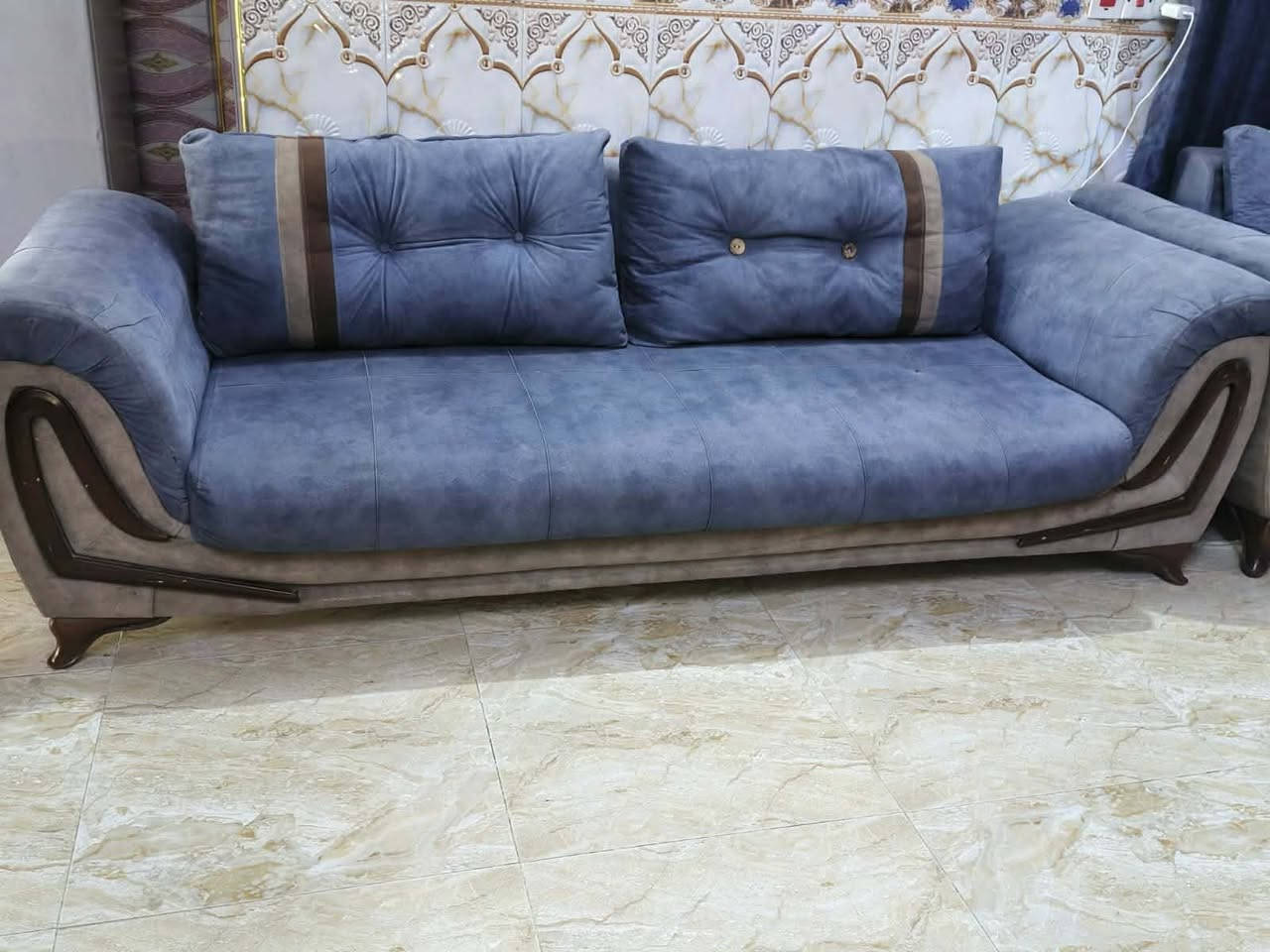 تخم 10مقاعد اخو جديد سعر ب300وبي مجال للعنوان بغداد الزعفرانيه بيع مستعجل


**إذا كنت صاحب هذا الإعلان وتريد حذفه لأي سبب، رجاءا أرسل رسالة إلى الدعم الفني**