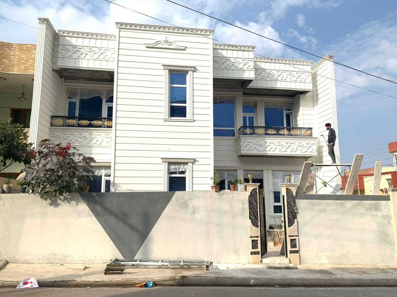 صباغ في اربيل ***********
*********** أربيل, العراق
