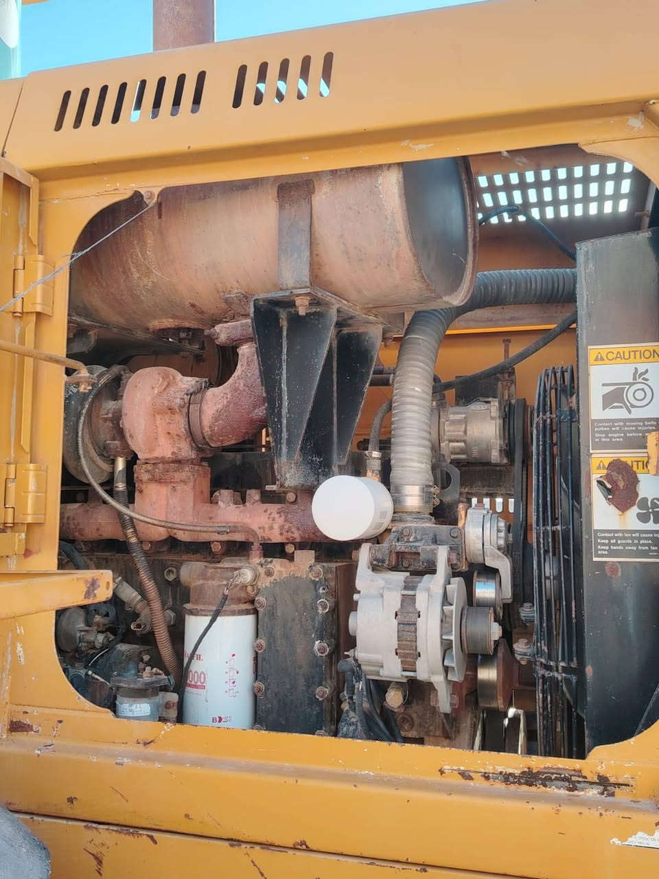 سلام عليكم مكلف بالنشر مكينه للبيع مديل 2010 كفاله عامه ***********
