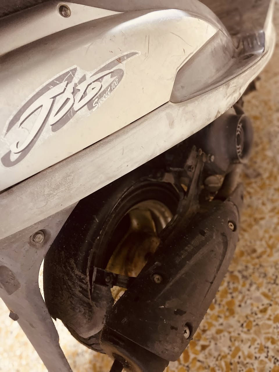 للبيع ماكس منغولي دراجه مامفتوحه علفحص مكينه خرسه بلاديه دراجه 
السعر ٦٥٠ وبيه مجال للشراي ***********
