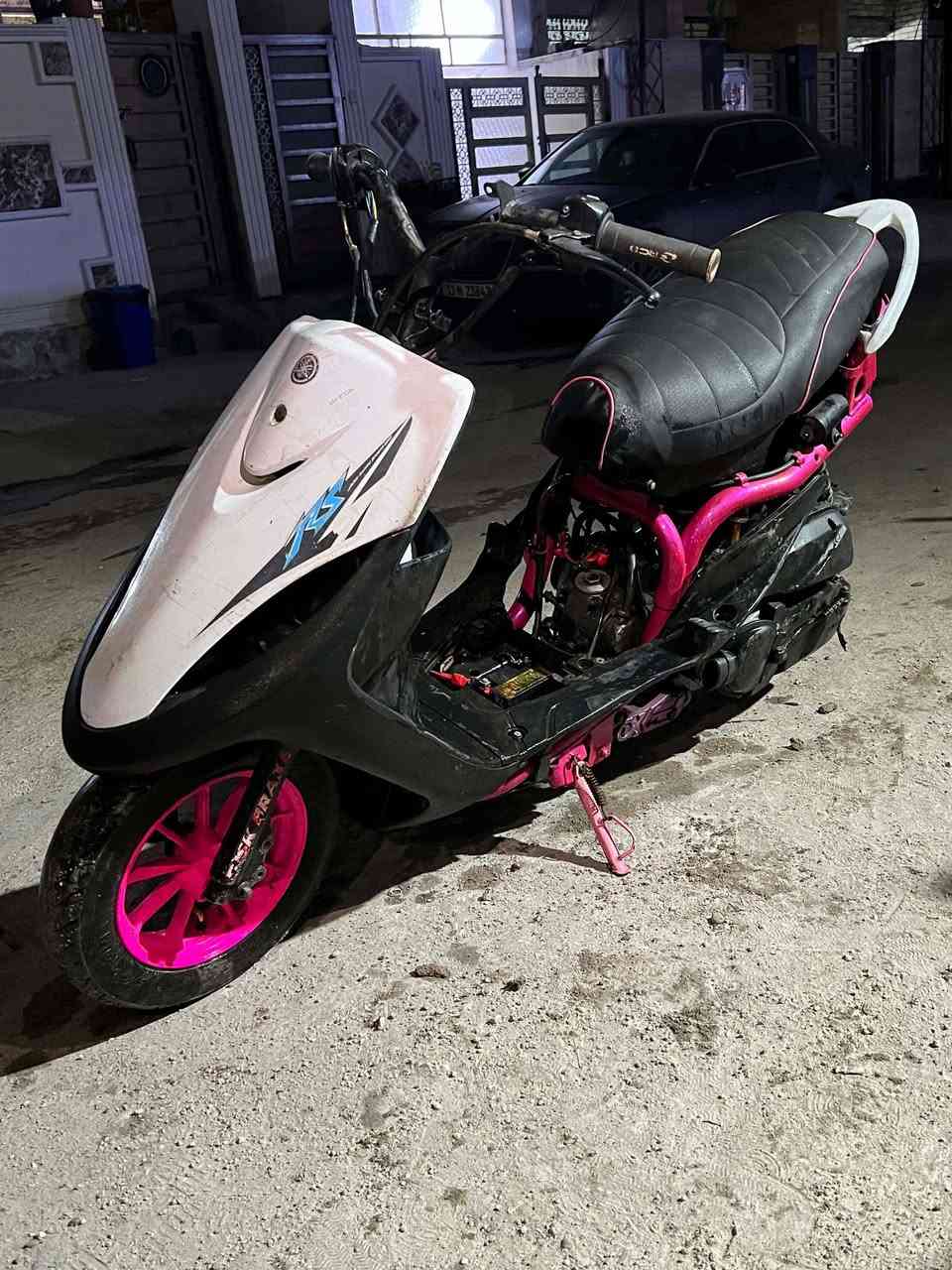 السلام عليكم دراجة ماكس للبيع تعمير جديد من الصفر مكينة بلادية نكرة سلف وهندر بيها شيال رياضي بيها ويالة تايرات جدد سوادات جديدة دراجة اي نقص ما بيها شاصي لون كرزي النضافة شوفت عينك مكينة خرسة متسمع صوتها مكاني بغداد الامين الثانية رقمي *********** بي واتساب السعر 450 واهل المصلحة يعرفون بهيج دراجات اشكد تكلف مو شراي لا تراسلني 🌹🌹ملاحضة ضفتلهة واقعة طين كاربون فايبر وحمالات
