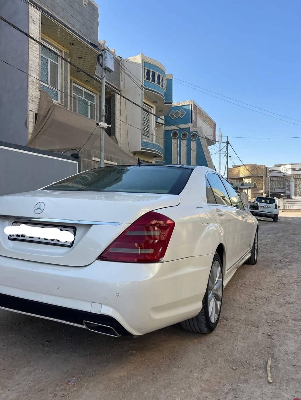 مارسيدس حجم S 350 موديل 2011
وارد خليجي مكفوله كفاله عامه
رقم اربيل مميز بأسمي وكاله و تحويل ومباشر 

عداد المسافه 200 الف 
المواصفات 1/1 معروفه فول تجي 
محرك V6
سلايت 
كشنات جلد وكهرباء
كشنات خلفية كهرباء
كل الكشنات تدفئة تبريد
كل التجاوي كهرباء
بلوتوث 
تلفون
5ابواب شفط
5 بردات
حساس امامي خلفي
لايت وبك لايت لد
لايتات داينمك
جكات 
3 قطع تبريد  امامي خلفي وتكم
كير مكينه صدر تايرات تبريد كلة 100‎%‎ سياره جاهزه 
وبعد بيها مواصفات 
مكان بابل حله
السعر ٢٣٥ بيع مستعجل


**إذا كنت صاحب هذا الإعلان وتريد حذفه لأي سبب، رجاءا أرسل رسالة إلى الدعم الفني**