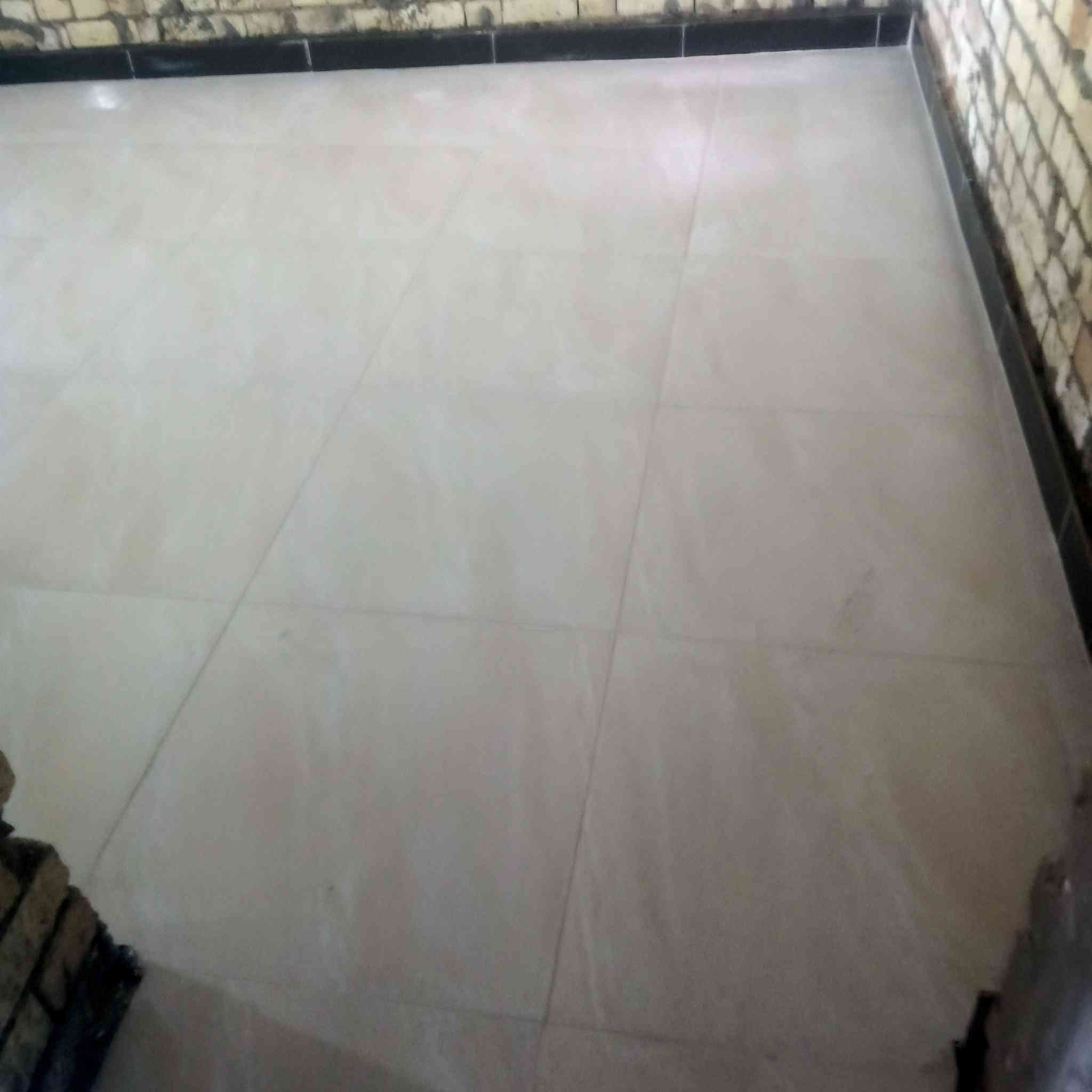 السلام عليكم ورحمه الله متواجد خلفا سيراميك ارضيات وجدران ووجيهات شغل درجة اول وت ساب  ***********
