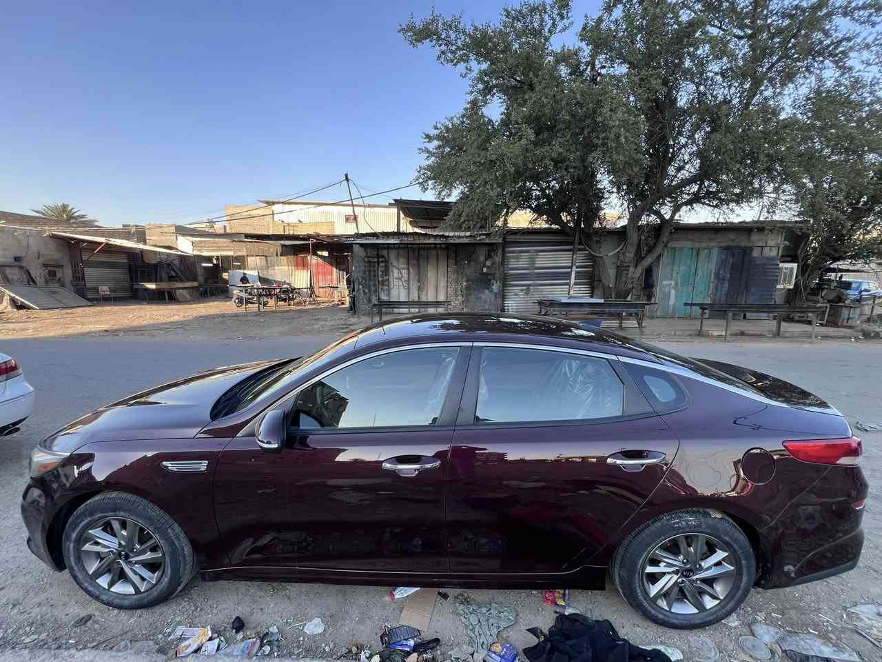 للبيع
كيا اوبتما 2019 موديل FE امريكي
حادث دعامية 
بدون ايرباك بدون دواخل
صبغ جاملغ وبنيد وباب السكن مرشوش كلير 
صورة الحادث ورقم الشاصي مرفق
وبيها بالعراق حادث بالدعامية الخلفية خفيف مصلح فايبر كلاس
وبيها تكحيلات بسبب شخوط مفتعلة 
ماشية 95 الف ميل
رقم اربيل 
سنوية 2026 
بإسم شركة تحويل بأي وقت يعجبك
المكان بغداد - بغداد الجديدة
سيارة نظيفة وحلوة 
السعر 140 وبي مجال للشراي
للإستفسار خاص او على الرقم
***********
