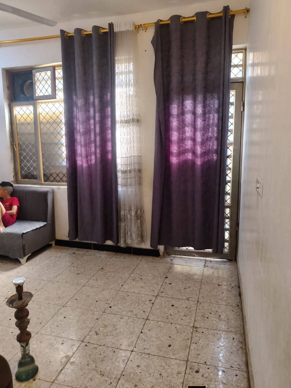 50متر للبيع الغربي شارع الاخضر اول فرع عل يمنه واجه 5نزال 10
***********
