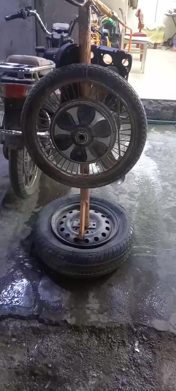 متوفر أدوات إحتياطية كهربائية خاصة لدراجات الشحن (الهارلي فقط) ويوجد توصيل ***********
