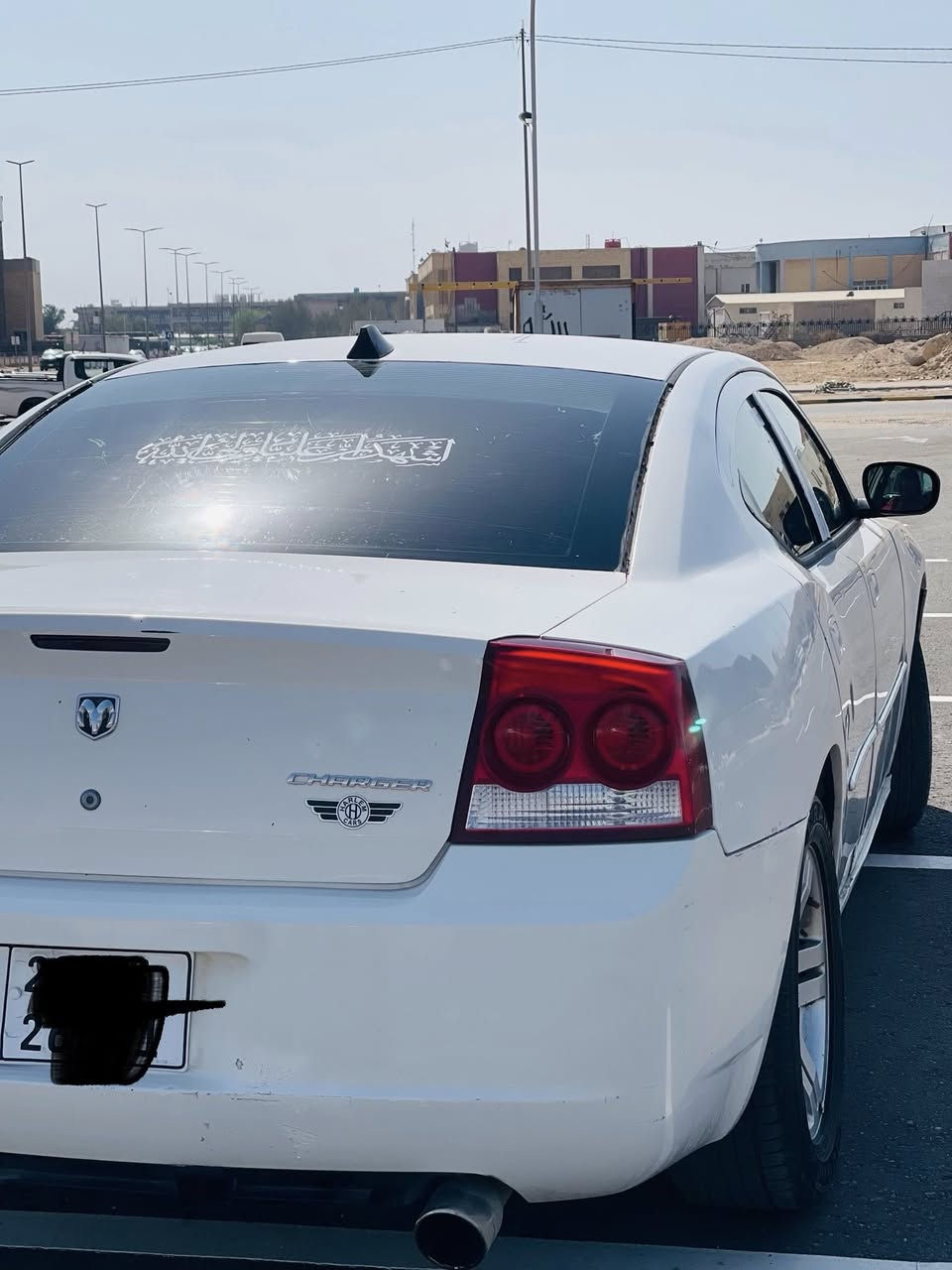 اللهم صلي على محمد وآل محمد
جارجر ٢٠١٠ أدوات أدوات أدوات بيها أرقام وسنوية طبق الاصل 
مكينة ٦سلندر جديدة
كير مكينه حدادية تبريد ثلج كله شغال 
لايتات زنون عالي ناصي 
دواخل جديده توني مدوشمها 
حدادية ٥٠٪؜
_________________________
السعر//٣٩وبيها مجال
المكان// البصرة
_________________________
***********
