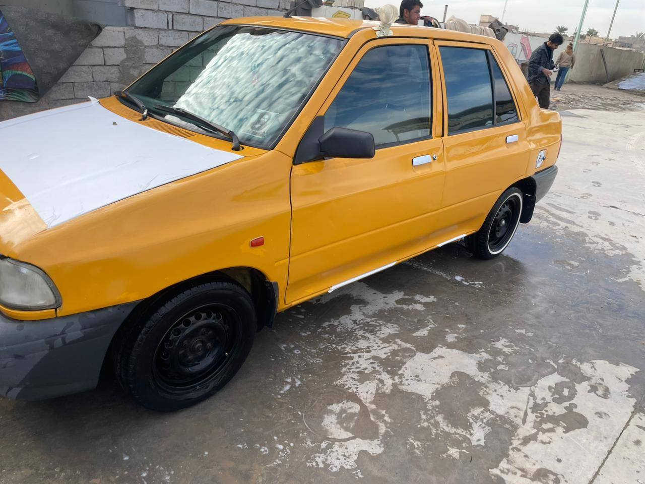 سلام عليكم سايبه 22مكان الديوانيه بيه جاملغ الوره ومعمر سياره خير منه كير مكينه شاصي مكفوله 
سعر 51بيه مجال ***********
