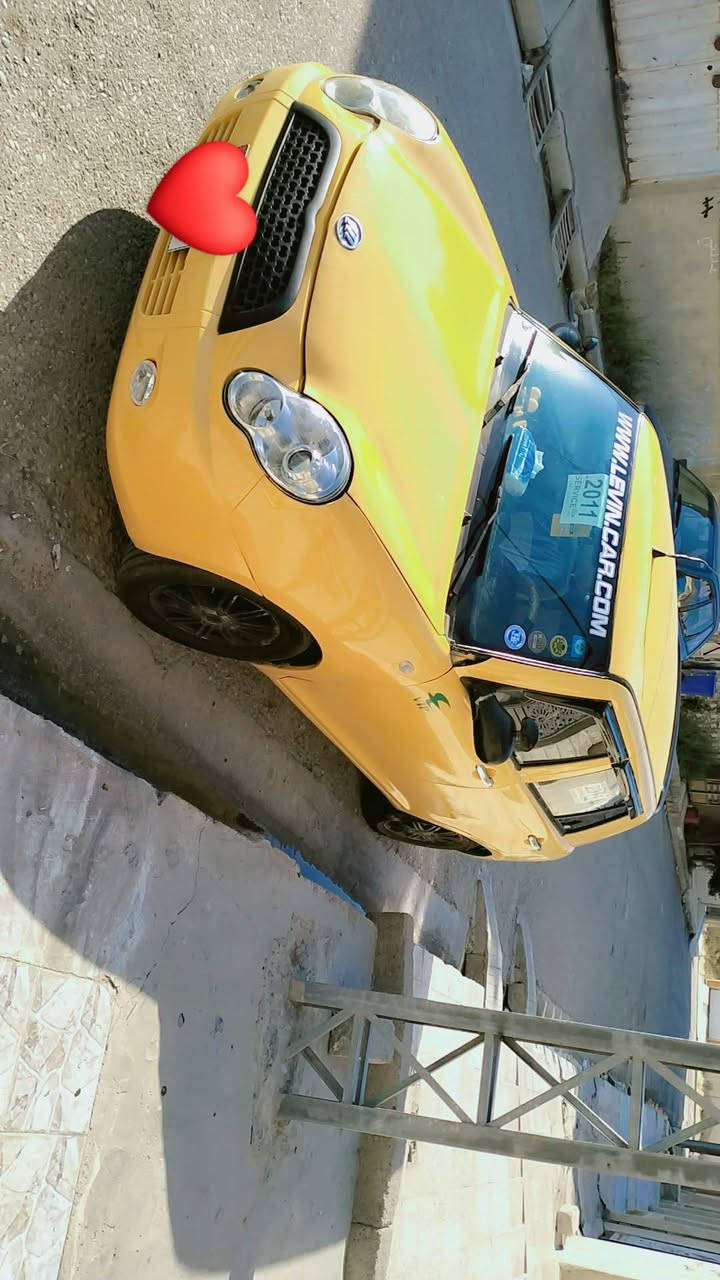 سلام عليكم 
من رخصت الادمن 
ليفان مستر بين 320
موديل 2011
سياره بسمي رقم بغداد 11
هزا سنويه جديد 
هيئه صفر شرط
باتري جديد 
كهربائياته كلها شغاله وشرط
تايرات جدد 
مسجل شاشا مع طخم سماعات
لايت زنون 
بلاجكتور زنون ابو ضمان
تدفاء شرش 
تبريد كامل بس ما مشغلو
دوشمه الداخل كامل 
طخمها 75 بل ميه
بدون ضرر 
صبغ جماليه شرط بدون ضرر
سياره جاهزا ومال رزق 
بوجهك للشارع 
اي استفسار خابر وتدلل
***********
***********
