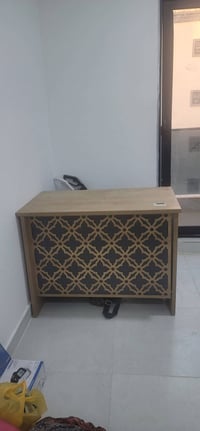 ميز مكتبي
