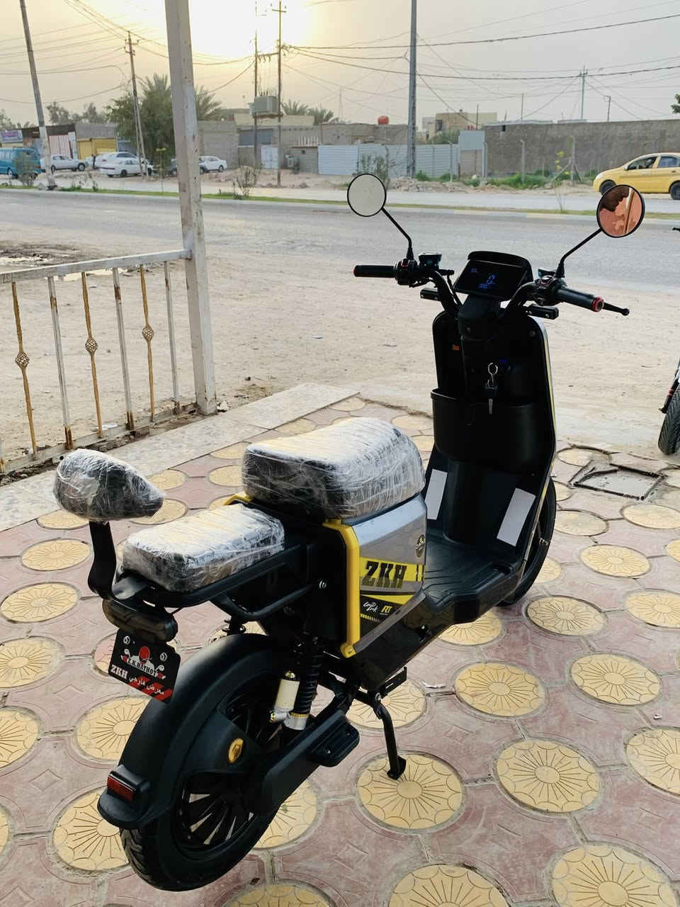 للبيع دراجه نضافه ٩٩/١٠٠ متوزاي عل بيعته مكاني   مديل ٢٠٢٥كوفه عباسيه سعر مناسب  رقم ***********
