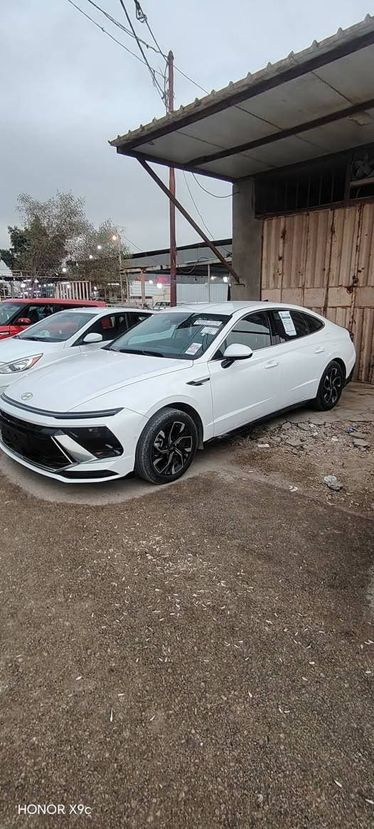 سلام عليكم
سوناتا 2024 sel  وارد امريكي صور حادث داخل المنشور ماشية 30
مكينة 2500
كير تعليگ 8نمر
كشنات كهرباء وتدفئة
بصمة ابواب وتشغيل وجنطة
رادار امامي حساسات خلفي وامامي
تحكم مري قيادة ذاتية مثبت سرعة
تنبيه خروج عن المسار ومانع انزلاق
١٢ سماعة صوت شاشة متصلة كار بلي 
اوتو هولد وڤيو للكاميرا
كشنات جلد فيروزي
مودات قيادة sport normal smart
شفتات ستيرن سرعة
بيها بعد مواصفات
 بدون رقم منفيس بسمي 
السعر 180$
مكاني كربلاء 
***********
*********** كربلاء, العراق
