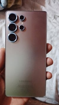 ​للبيع: Samsung Galaxy S25 Ultra (ملك الذكاء الاصطناعي) 🚀 المعالج: Sna...