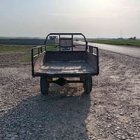 السعر380 وبيها مجال الرقم: 07729051328