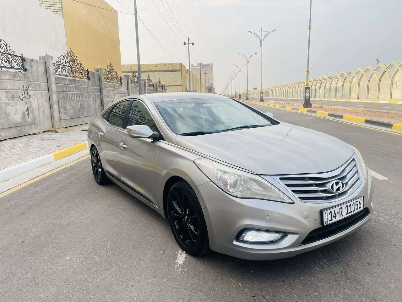 سلام عليكم ازيره موديل 2012 خليجي محرك 6 سلندر مكفوله من ضربه وتبديل بيه مكانات صبغ اثر جراد تقريباً أربع قطع فقط رقم انكليزي مميز سنويه لل 30 سيارة فول مواصفات ما عده بنرما حساس خلفي امامي تحكم ستيرن كامره كشنات جلد برده خلفيه شاشات خلفيه جاهزه سياره من كلشي 
مكان سيارة كربلاء مقدسه 
السعر 103مجال 
 اتصل رقم ***********
الرجاء مكلف بلنشر اتصل وتدلل
