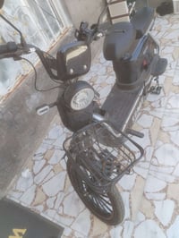 دراجه كهربائية • جديدة • بيها مجال