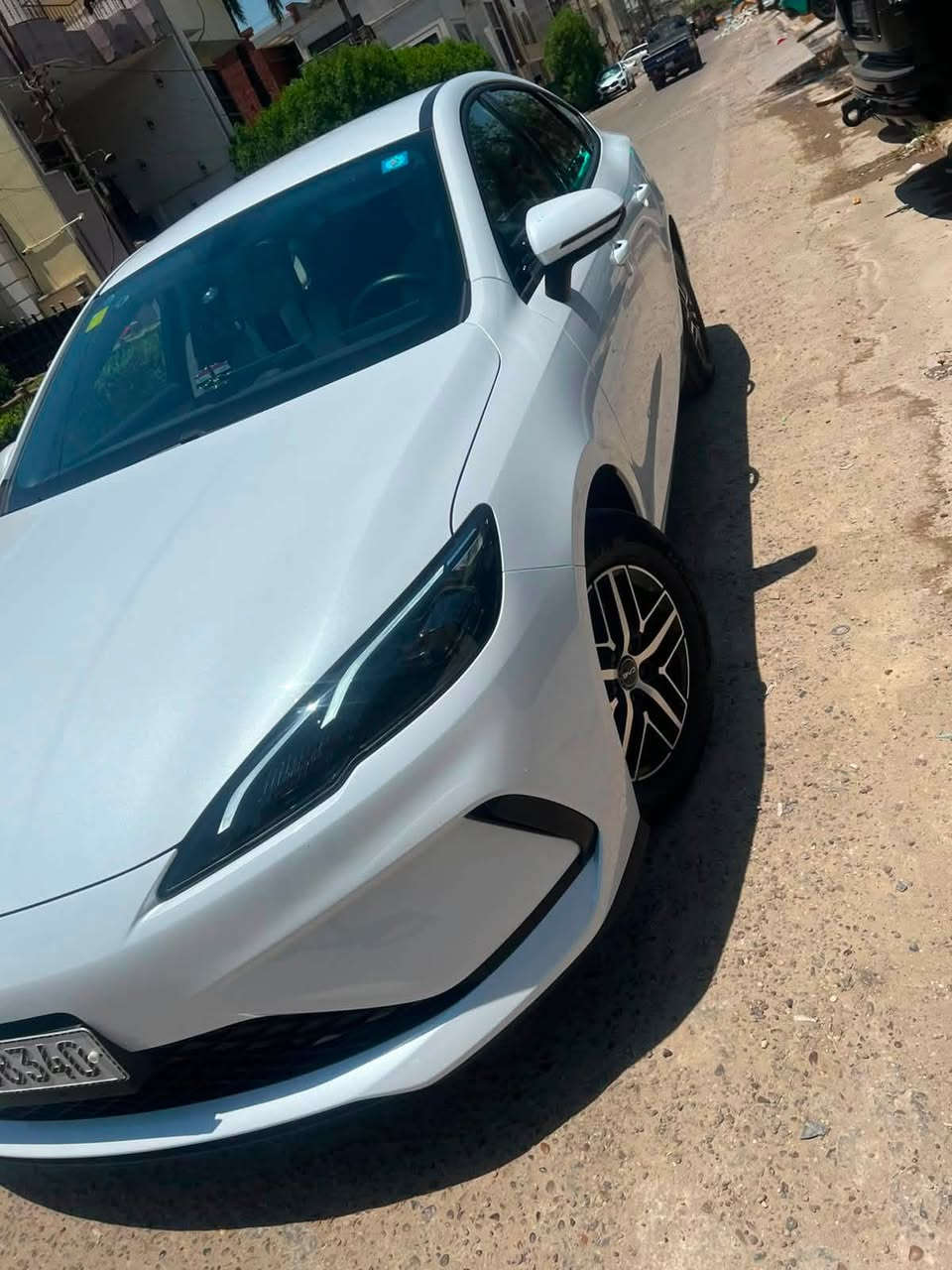 السلام عليكم
سيل 05 للبيع 
ماشيه 23 الف 
السياره مكفوله 
السعر ١٩ 
الرقم 
***********
