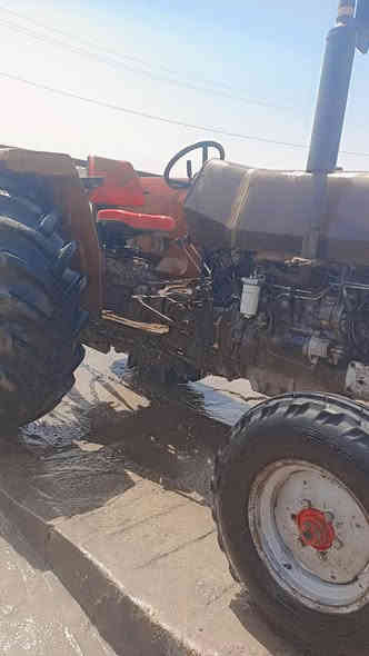 السلام عليكم مكينه فوركسن انكليزي مكفوله تحويل ثاني يوم بسمي كير محرك اكسل  تخم تاير المكينه متعوب عليها برقي واحد ومااعوزهاا مال واحد جناي  رقم هاتف ***********
*********** واتساب
